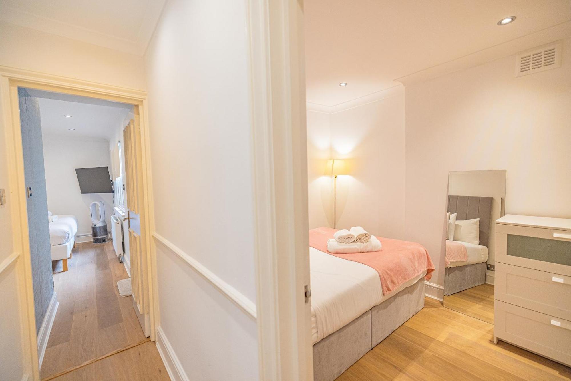Gorgeous 3 B Edroom Home In Little Venice ロンドン エクステリア 写真