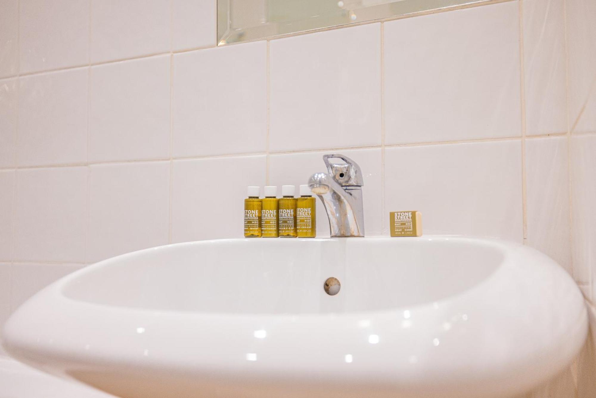 Gorgeous 3 B Edroom Home In Little Venice ロンドン エクステリア 写真