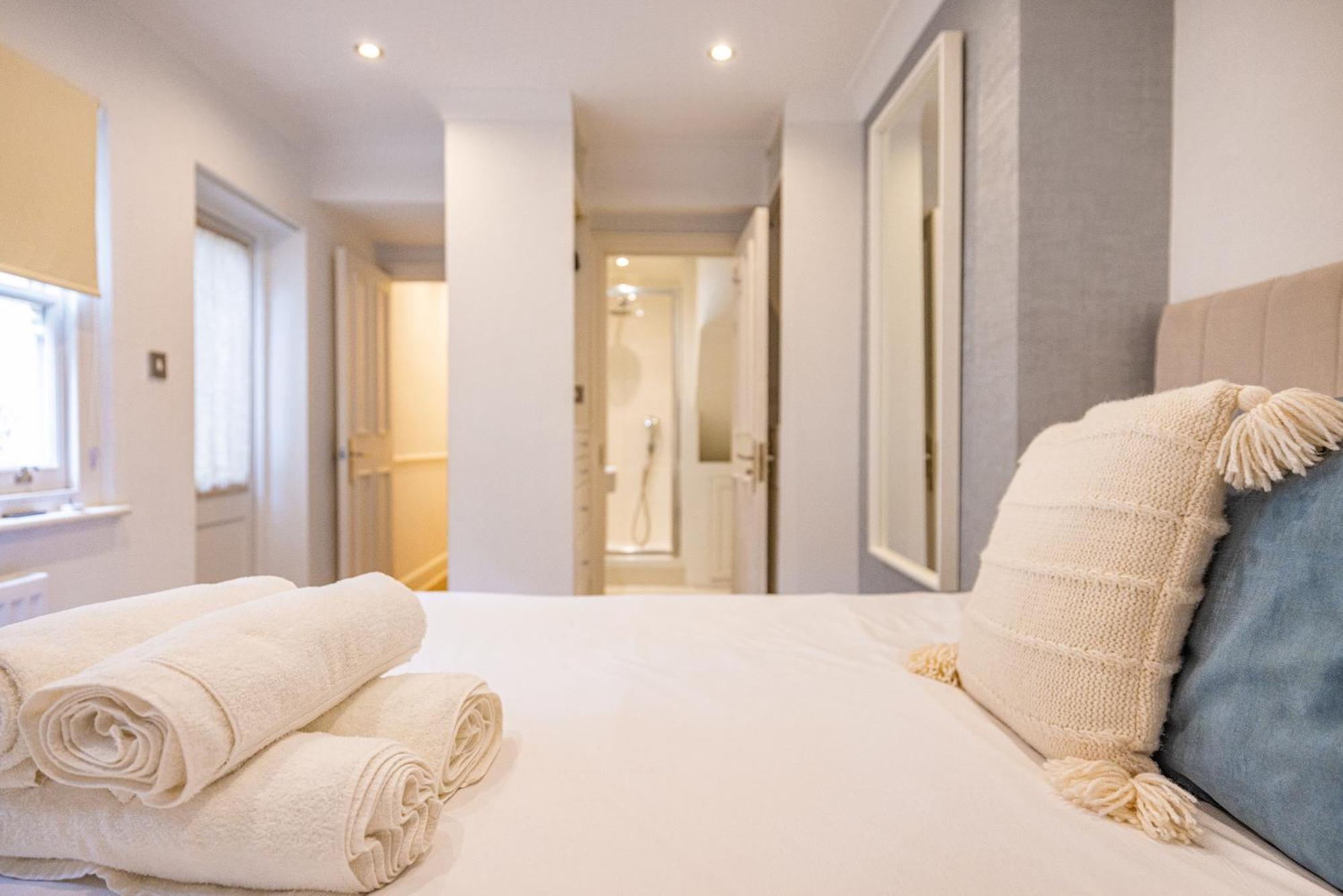 Gorgeous 3 B Edroom Home In Little Venice ロンドン エクステリア 写真