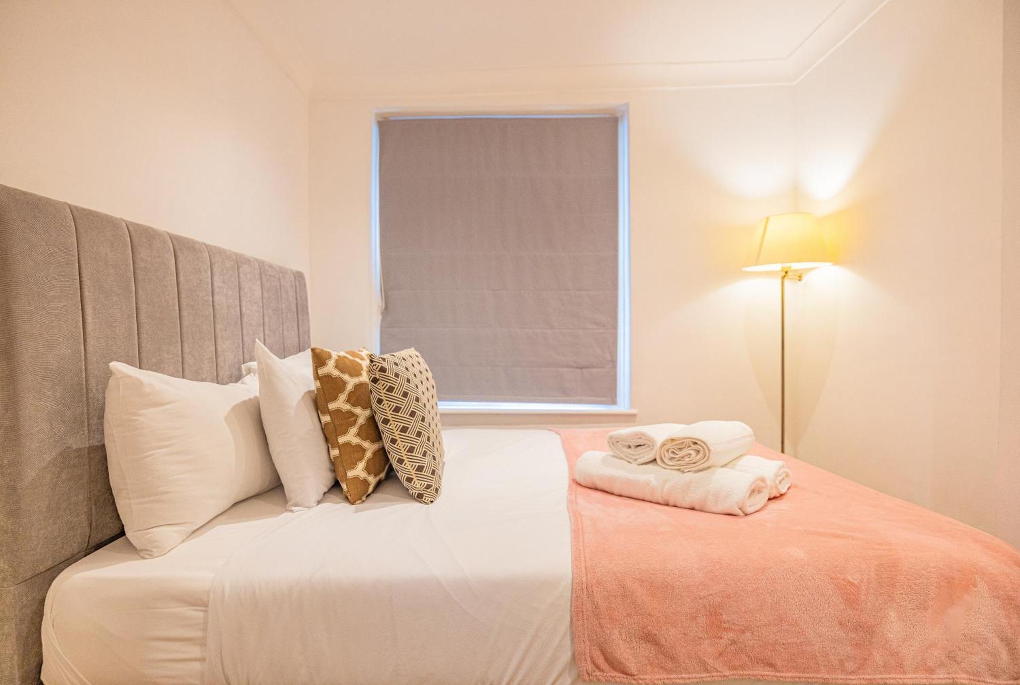 Gorgeous 3 B Edroom Home In Little Venice ロンドン エクステリア 写真