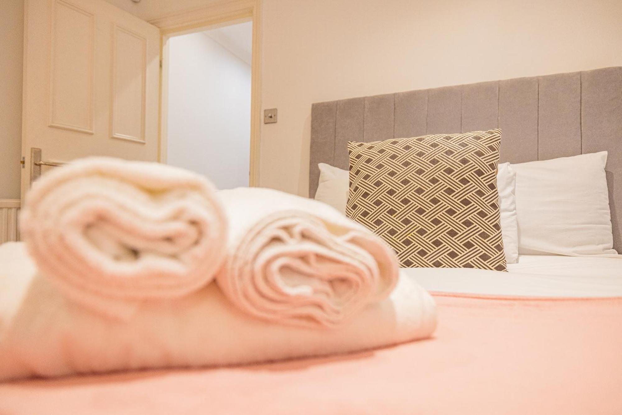 Gorgeous 3 B Edroom Home In Little Venice ロンドン エクステリア 写真