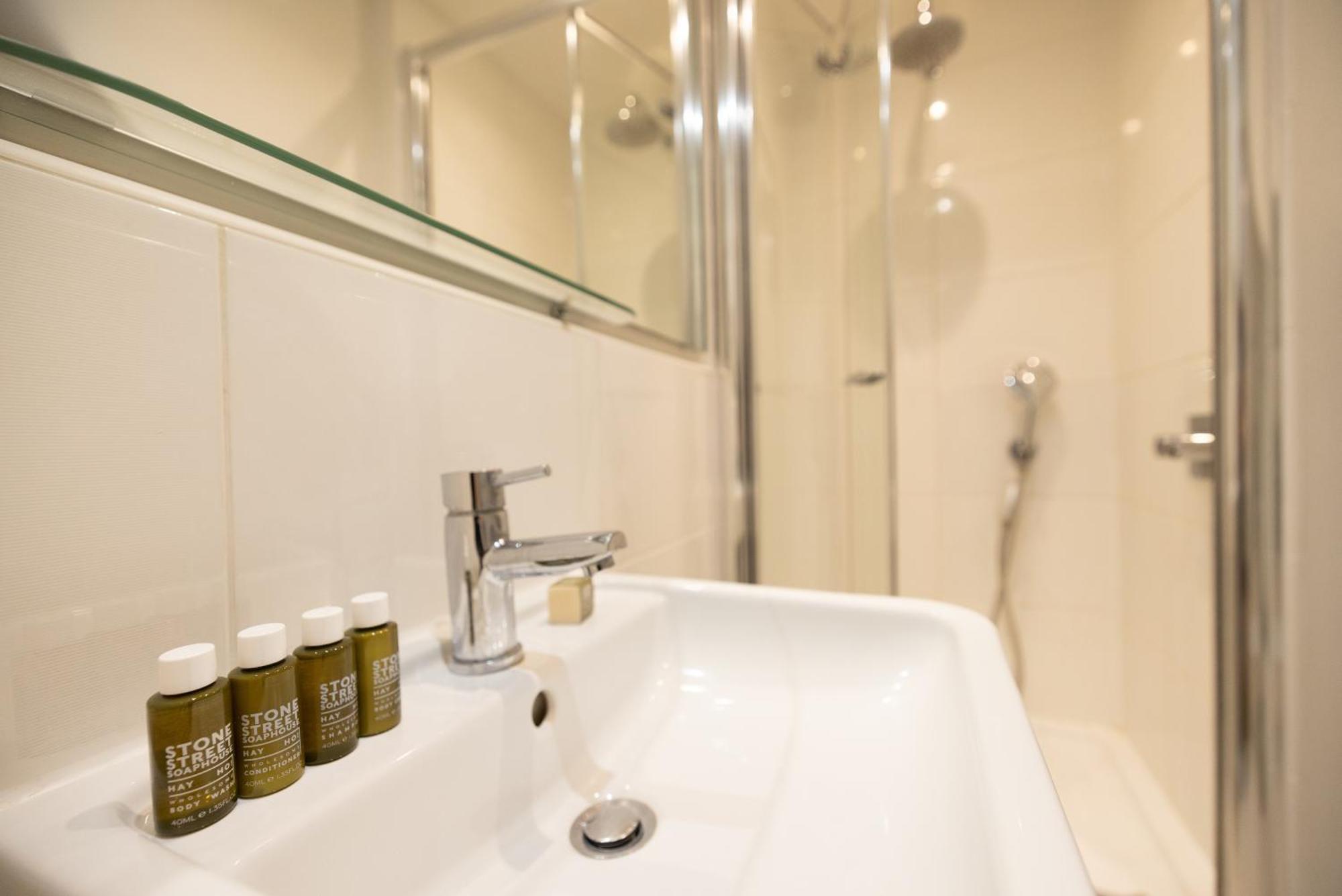 Gorgeous 3 B Edroom Home In Little Venice ロンドン エクステリア 写真